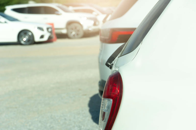 レンタカー 複数台の車